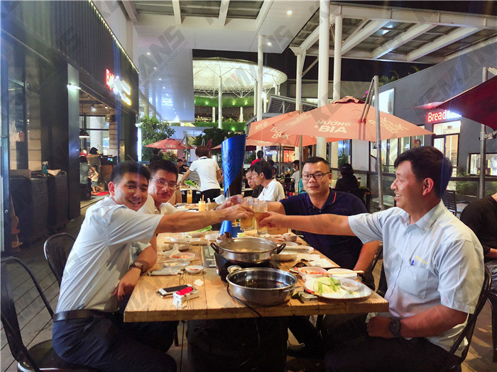 Sales Team Visit Vietnam Customer(图7)