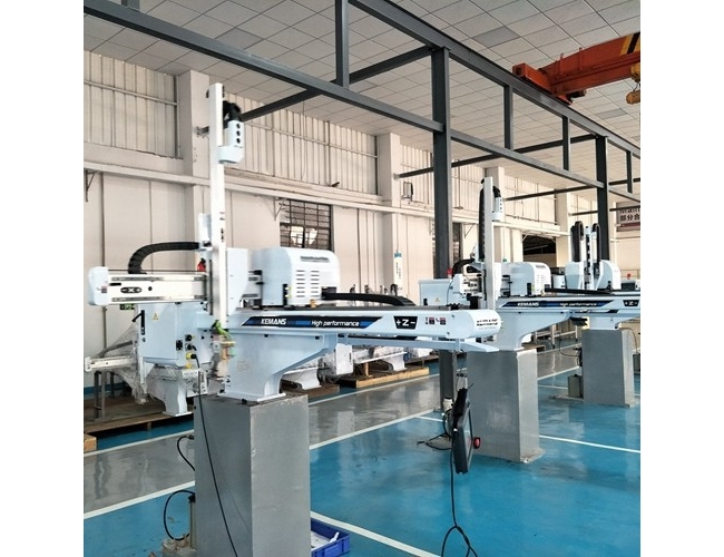 three-axis servo robot