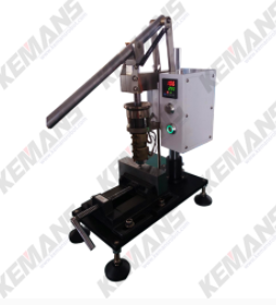 How to choose a suitable small plastic injection molding machine?(图1)